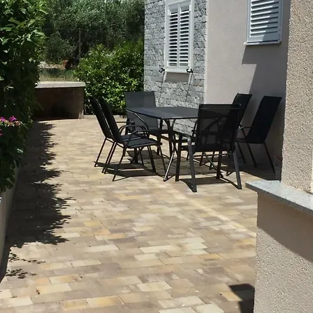 Ema Apartament Tribalj